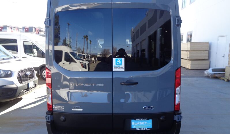 Ford Transit 150 2022 full